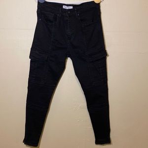 Cargo black  jeans Zara. 31x31.  Almost new